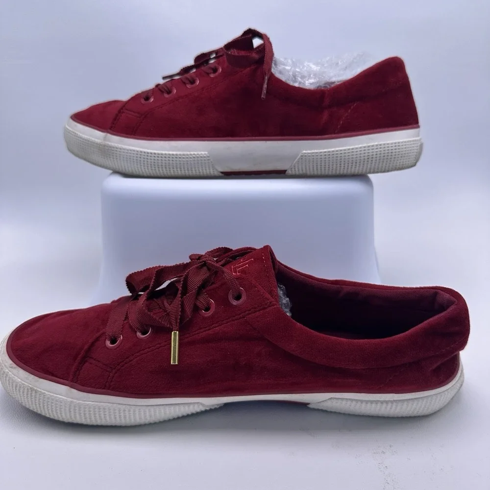 LRL Ralph Lauren JOLIE‎ Red Velvet Sneakers low Top Lace Up Women's Sz 8.5 B